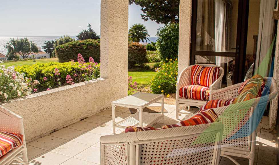 8.500 UF Línea 2, capacidad para 6 personas, 2 dormitorios, 2 baños